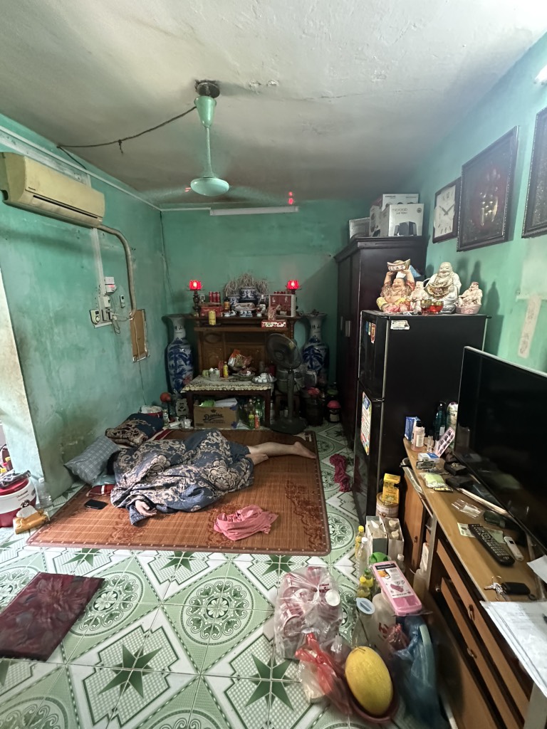 Bán nhà Kim Ngưu - diện tích 80m2 1 tầng - ô tô đỗ chân cầu thang - giá 3,4 tỷ