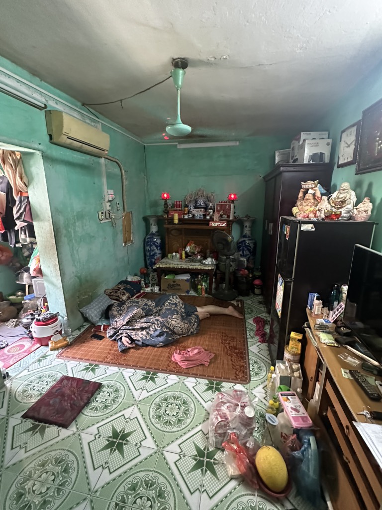 Bán nhà Kim Ngưu - diện tích 80m2 1 tầng - ô tô đỗ chân cầu thang - giá 3,4 tỷ