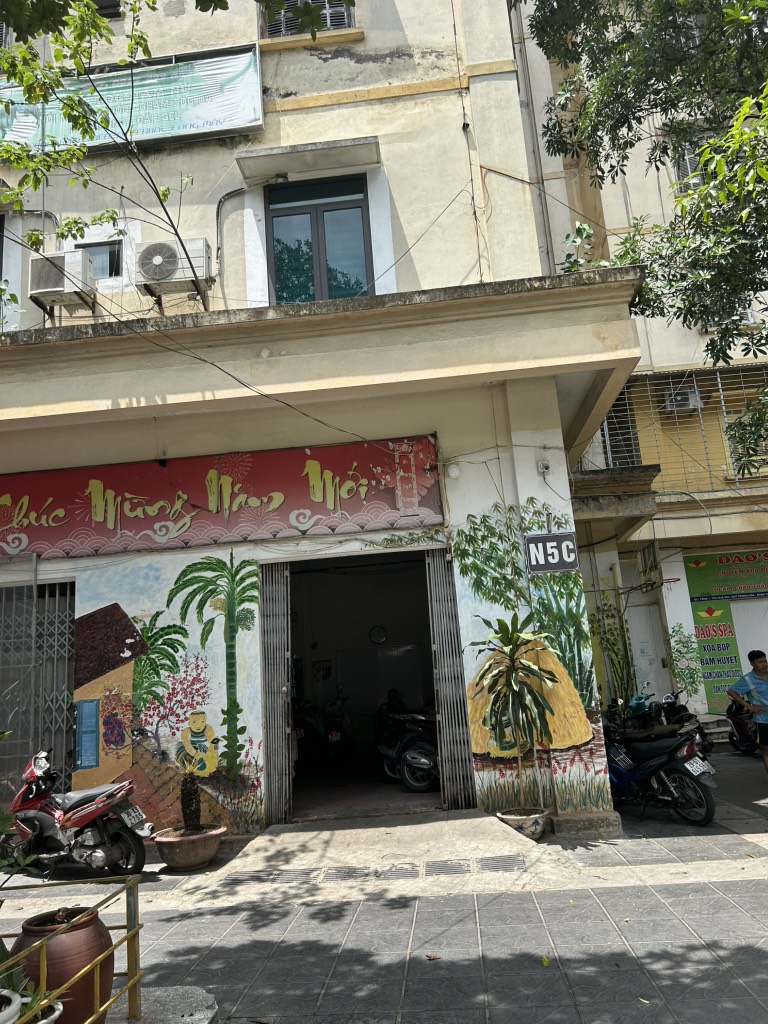 Bán nhà Hoàng Đạo Thuý - diện tích 98m2 1 tầng - Lô góc 3 mặt thoáng - giá 7,9 tỷ