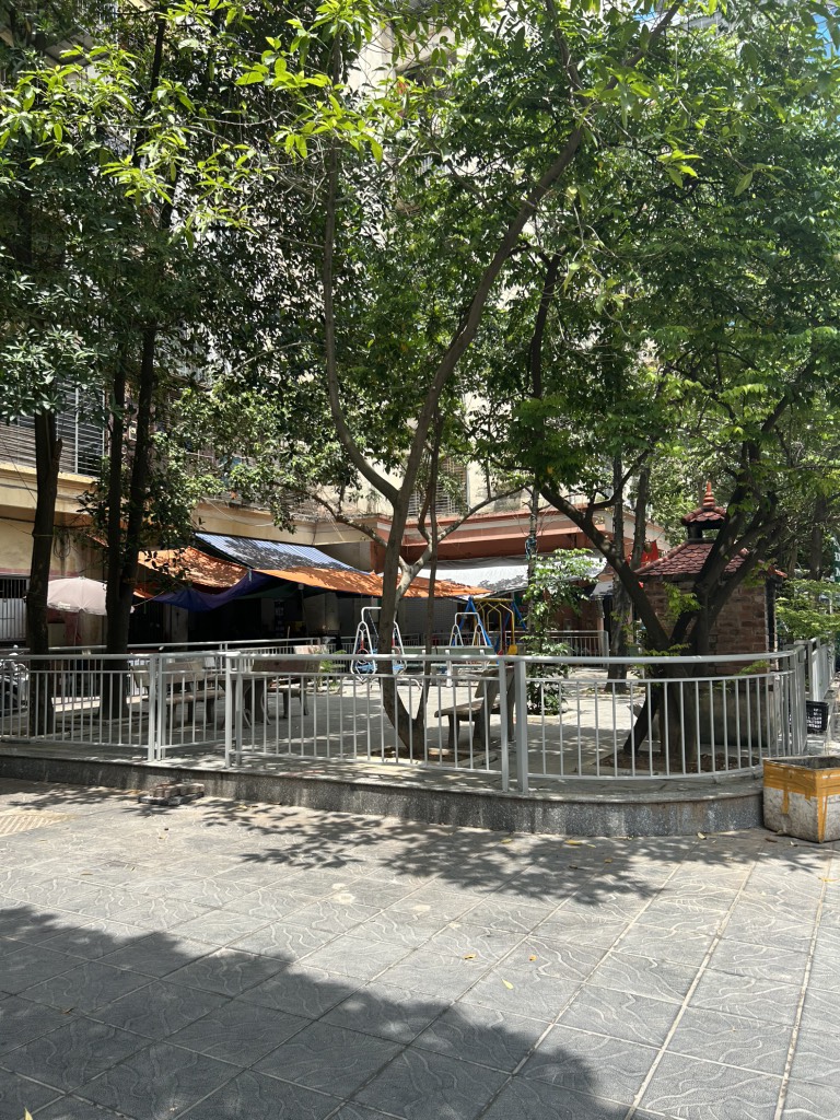 Bán nhà Hoàng Đạo Thuý - diện tích 98m2 1 tầng - Lô góc 3 mặt thoáng - giá 7,9 tỷ