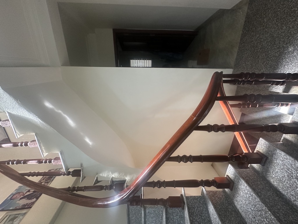 Bán nhà Hoàng Ngân - diện tích 52m2 4 tầng - ô tô đỗ tận cửa - giá 13,3 tỷ