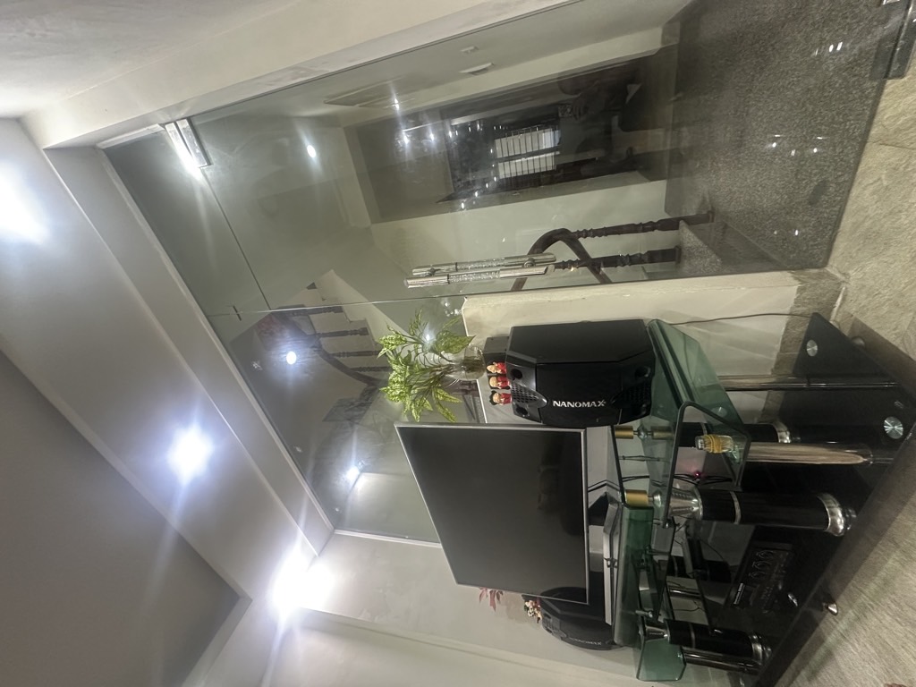 Bán nhà Hoàng Ngân - diện tích 52m2 4 tầng - ô tô đỗ tận cửa - giá 13,3 tỷ