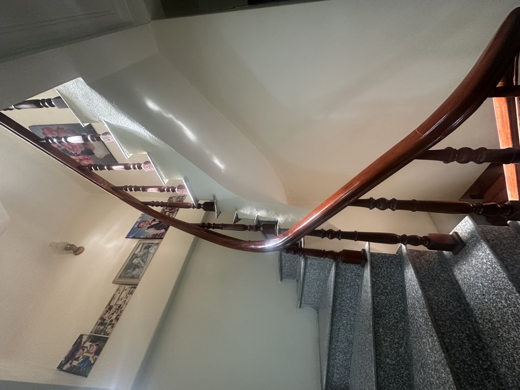 Bán nhà Hoàng Ngân - diện tích 52m2 4 tầng - ô tô đỗ tận cửa - giá 13,3 tỷ