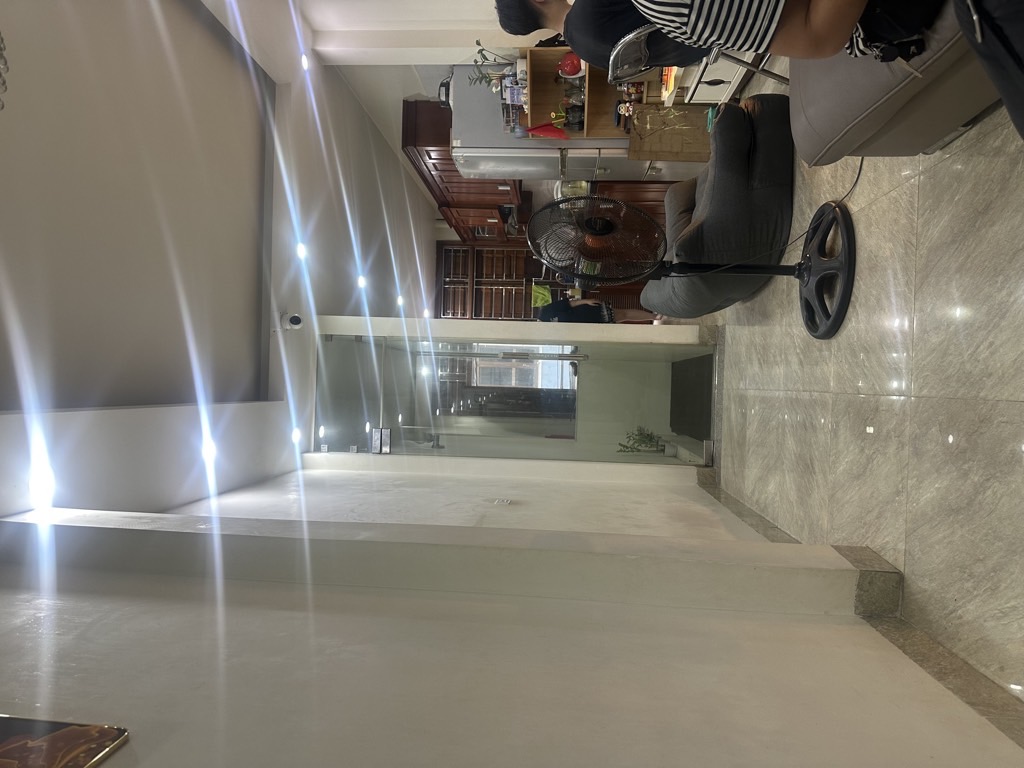 Bán nhà Hoàng Ngân - diện tích 52m2 4 tầng - ô tô đỗ tận cửa - giá 13,3 tỷ