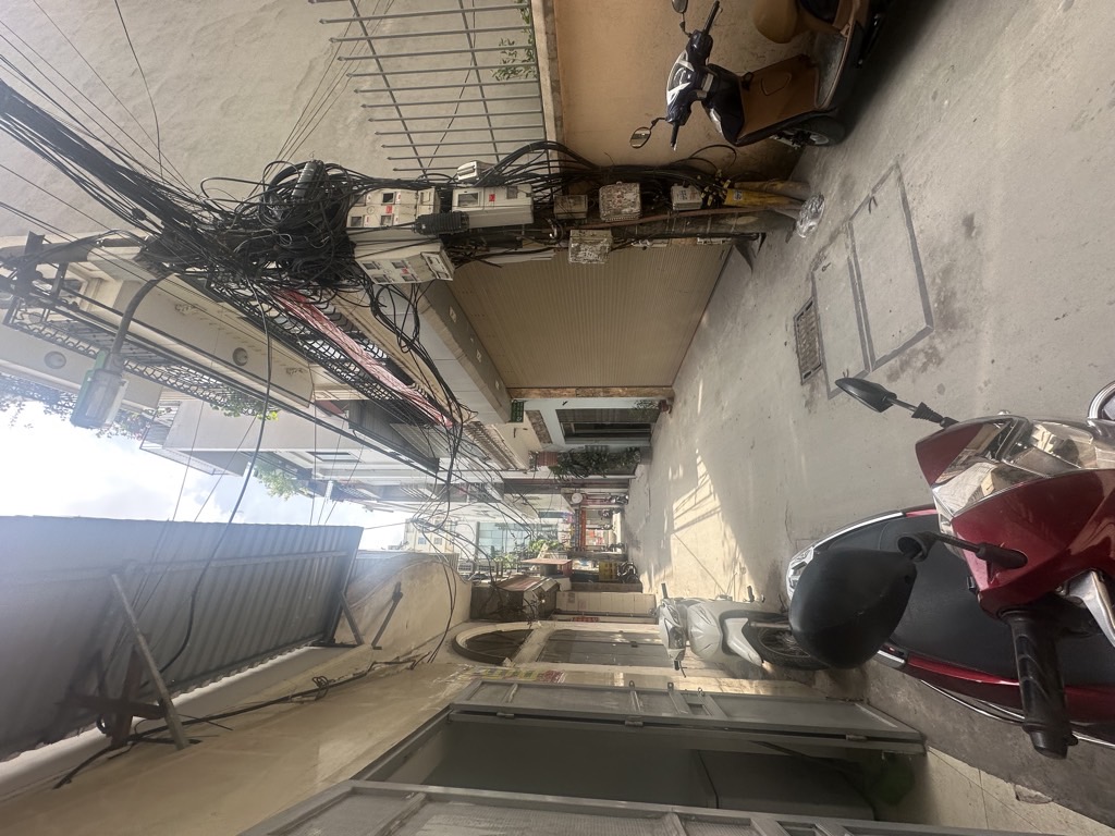 Bán nhà Hoàng Ngân - diện tích 52m2 4 tầng - ô tô đỗ tận cửa - giá 13,3 tỷ