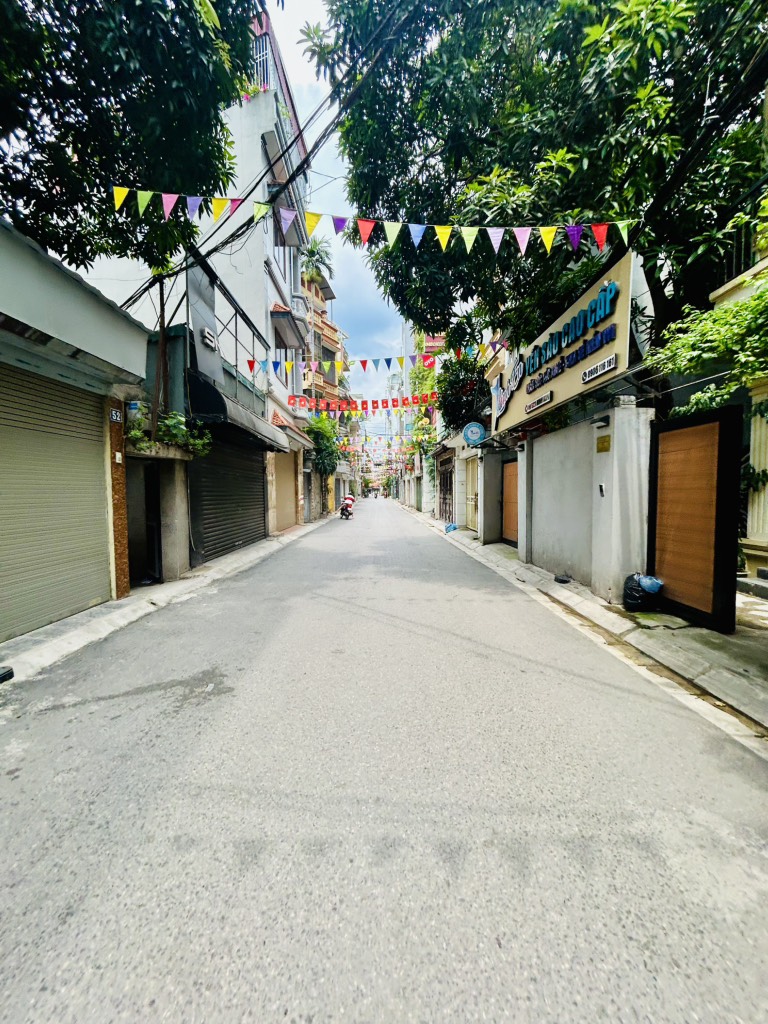 Bán nhà Minh Khai - diện tích 66m2 5 tầng - ô tô đỗ cửa - giá 15 tỷ