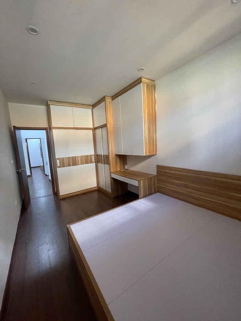 Bán nhà Nguyễn Ngọc Nại - diện tích 52.4m2 3 tầng - Ô tô 5 tạ lùi cửa - giá 16,15 tỷ