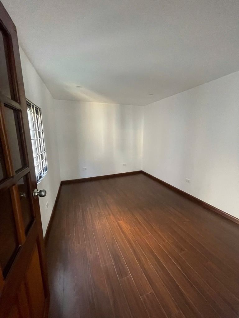 Bán nhà Nguyễn Ngọc Nại - diện tích 52.4m2 3 tầng - Ô tô 5 tạ lùi cửa - giá 16,15 tỷ