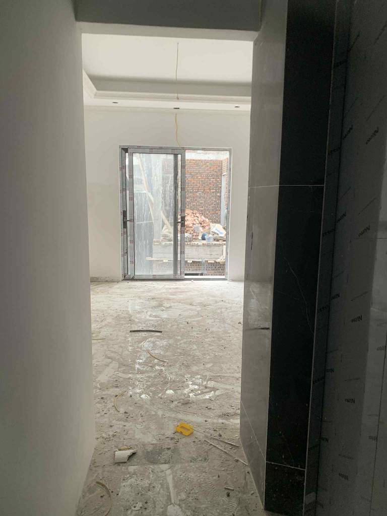 Bán nhà Văn Chương - diện tích 31m2 6 tầng - ô tô vào trong nhà - giá 13,6 tỷ