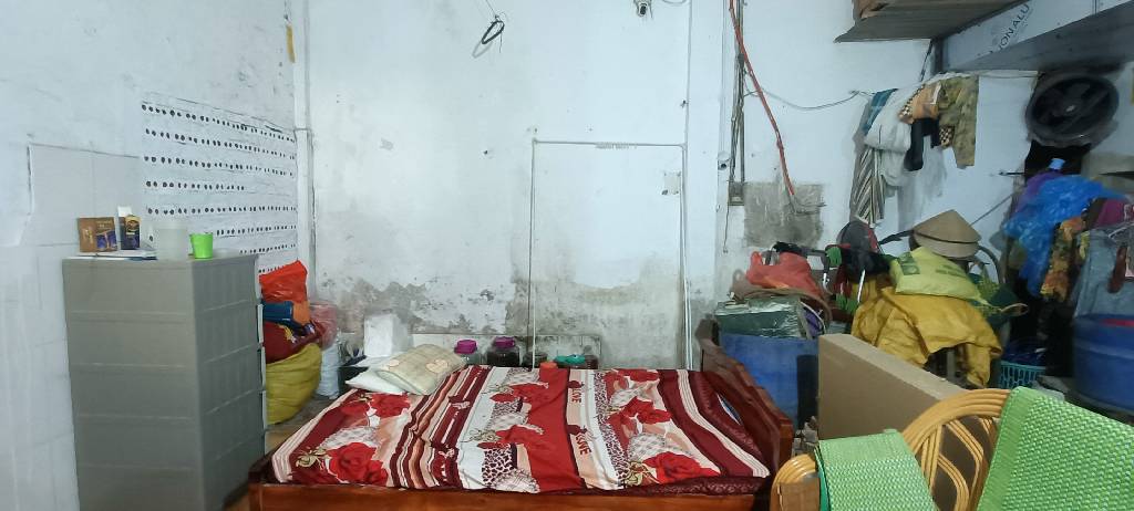 Bán nhà Đê La Thành - diện tích 44m2 2 tầng - Nhà 2 tầng cũ - giá 8,99 tỷ