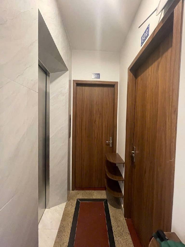 Bán nhà Nguyễn Trãi - diện tích 56m2 7 tầng - Thang máy - giá 13,5 tỷ