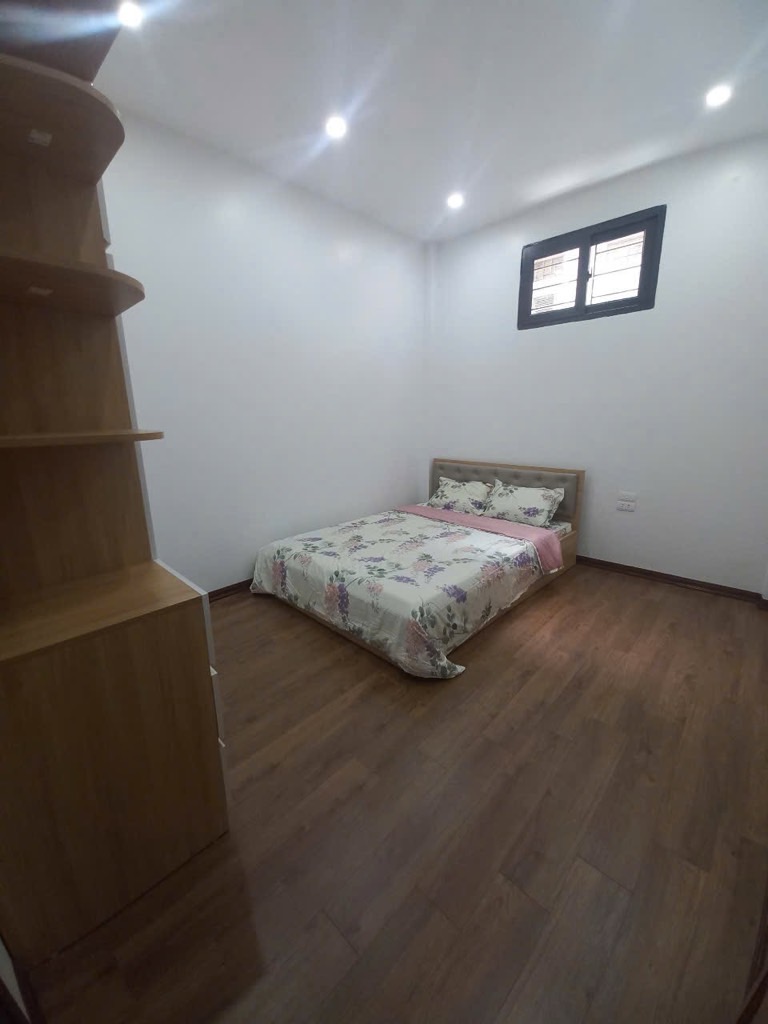 Bán nhà Trường Chinh - diện tích 38m2 4 tầng - Kinh doanh mọi dịch vụ - giá 13,5 tỷ