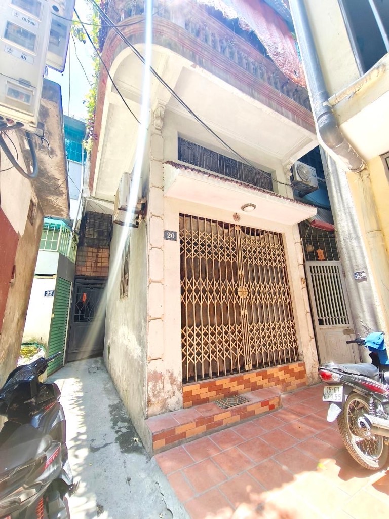 Bán nhà Mai Hương - diện tích 42m2 3 tầng - Lô góc 3 thoáng - giá 8,6 tỷ