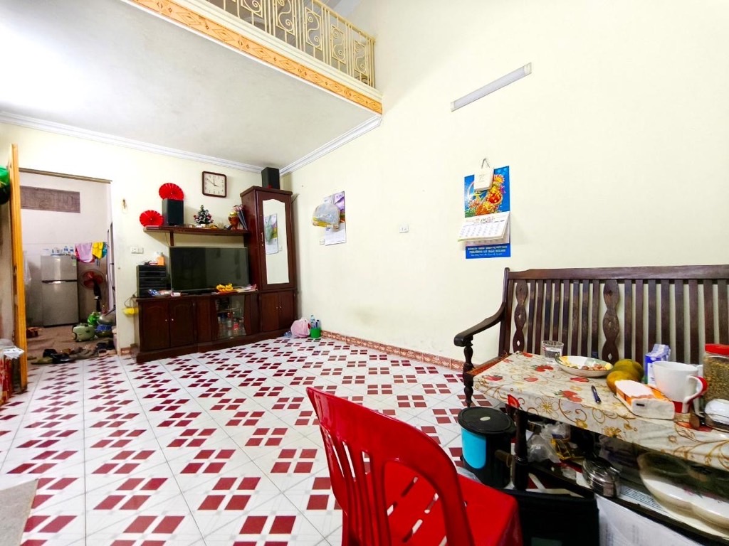 Bán nhà Mai Hương - diện tích 42m2 3 tầng - Lô góc 3 thoáng - giá 8,6 tỷ