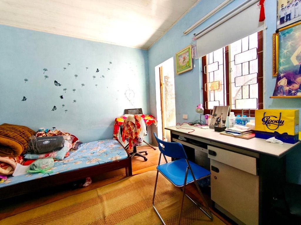 Bán nhà Mai Hương - diện tích 42m2 3 tầng - Lô góc 3 thoáng - giá 8,6 tỷ