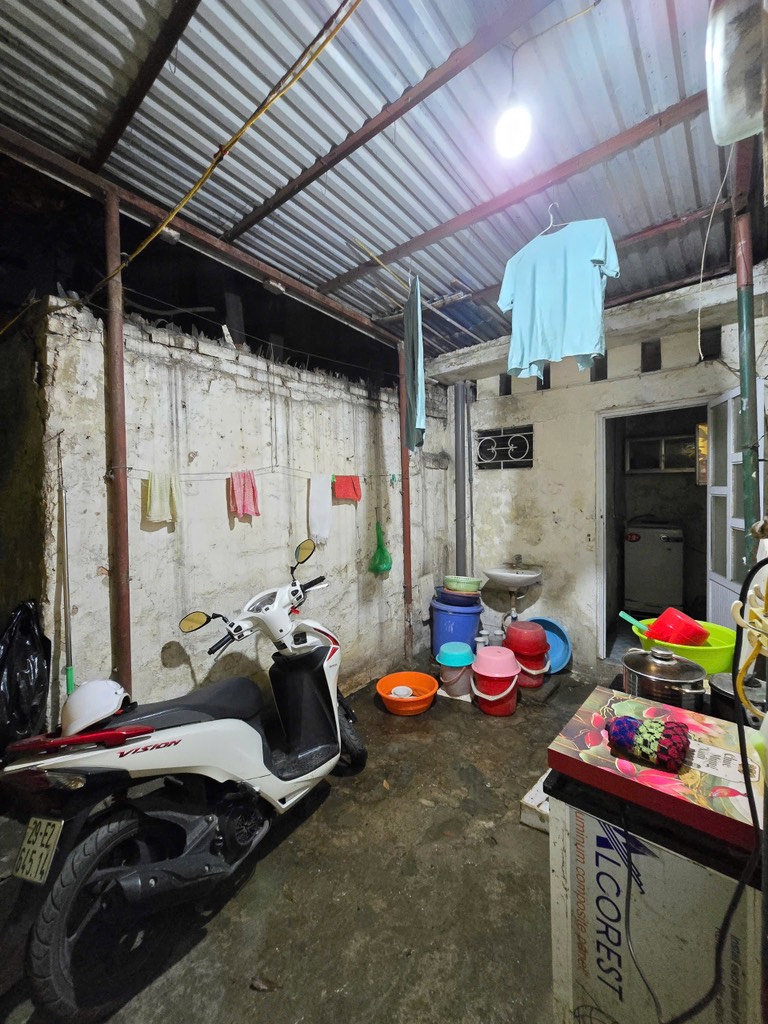 Bán nhà Chợ Khâm Thiên - diện tích 98.2m2 1 tầng - Mặt ngõ kinh doanh - giá 16,5 tỷ