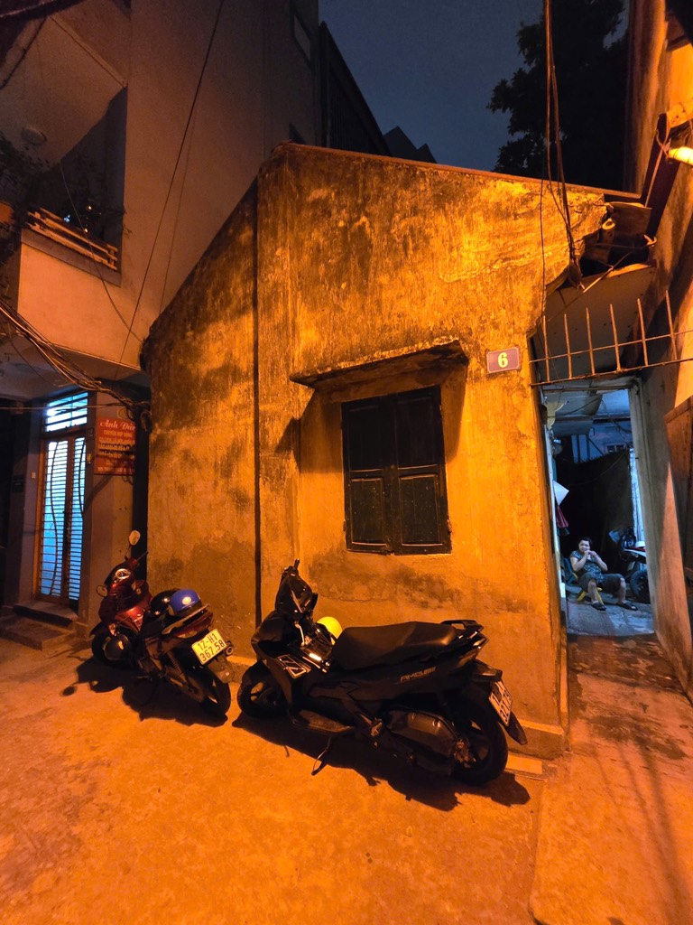 Bán nhà Chợ Khâm Thiên - diện tích 98.2m2 1 tầng - Mặt ngõ kinh doanh - giá 16,5 tỷ