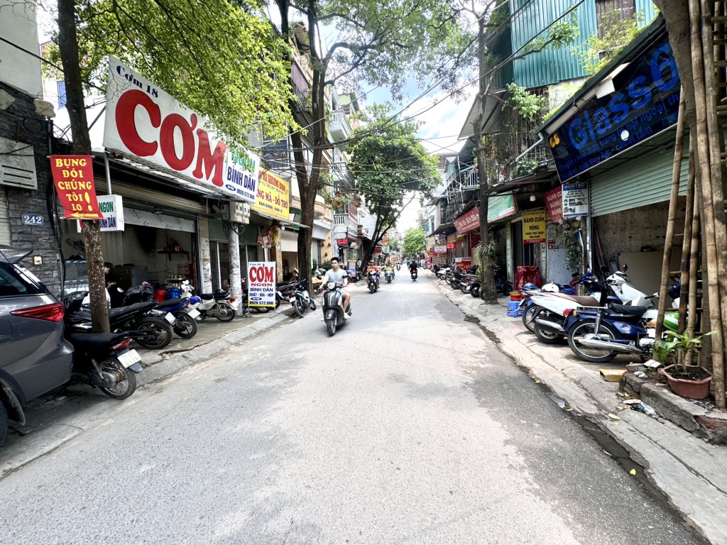 Bán nhà Bùi Xương Trạch - diện tích 70m2 1 tầng - 2 mặt tiền - giá 19,9 tỷ