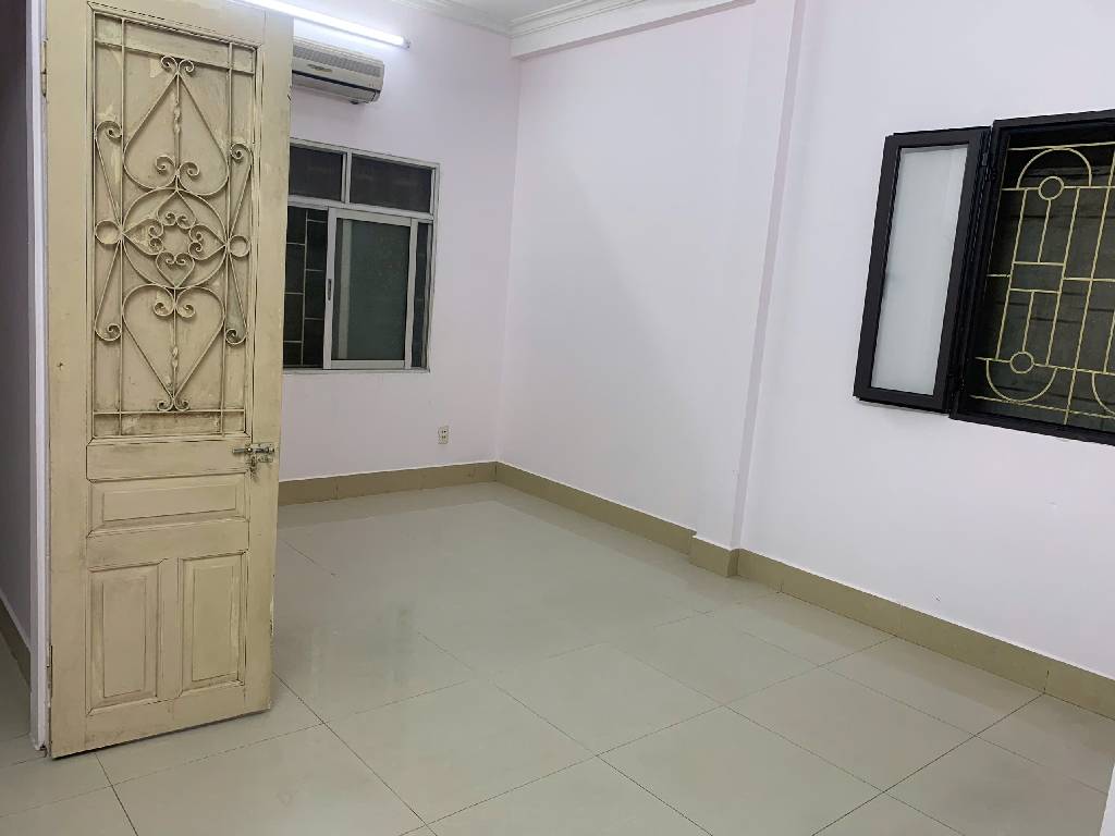 Bán nhà Hào Nam - diện tích 33m2 4 tầng - HÀNG HIẾM TẦM TIỀN - TRUNG TÂM ĐỐNG ĐA - 30 RA Ô TÔ TRÁNH - giá 7,5 tỷ