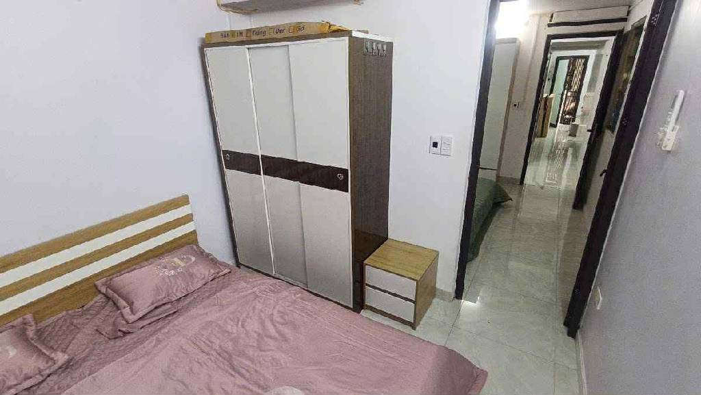 Bán nhà  Bùi Ngọc Dương - 42m2 - 2 mặt ngõ, ô tô đỗ cửa - giá gần 3 tỷ