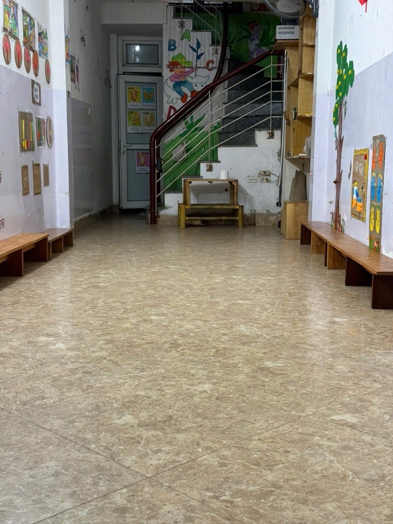 Bán nhà Định Công Hạ - diện tích 34.2m2 4 tầng - Nhà Dân Xây - giá 3,39 tỷ