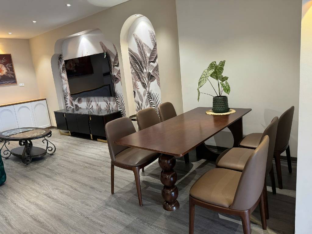 Bán nhà Minh Khai - diện tích 131.7m2 11 tầng - Căn hộ siêu thoáng, 2 ban công, vỉew cực đỉnh - giá 12,2 tỷ