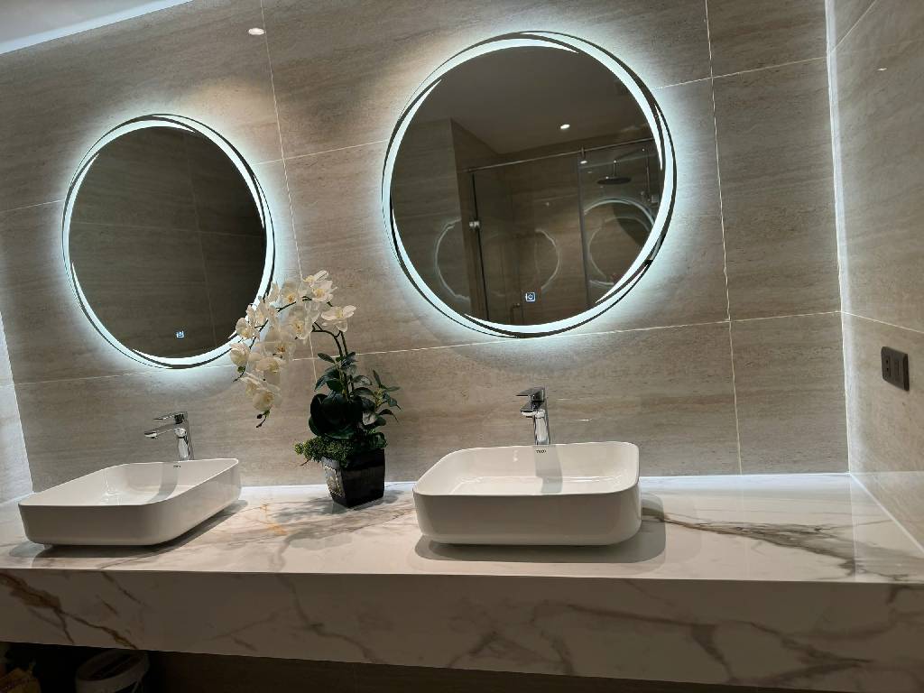 Bán nhà Minh Khai - diện tích 131.7m2 11 tầng - Căn hộ siêu thoáng, 2 ban công, vỉew cực đỉnh - giá 12,2 tỷ