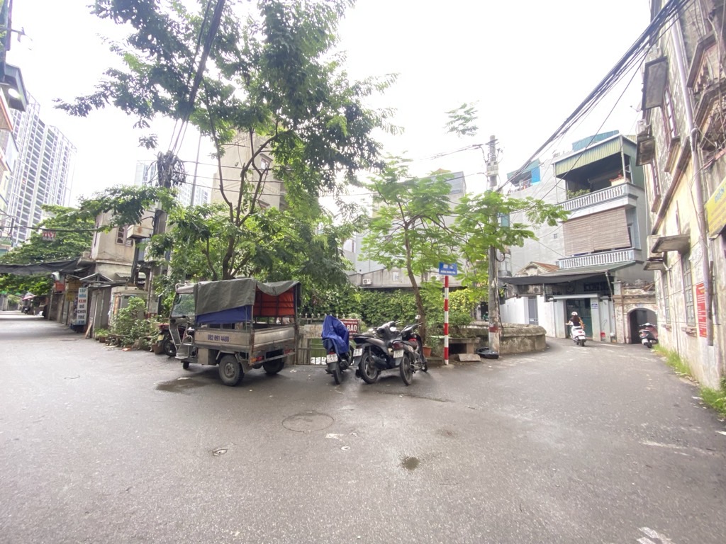 Bán nhà Hoàng Mai - diện tích 76.6m2 6 tầng - Thang máy, kinh doanh ô tô - giá 13,9 tỷ