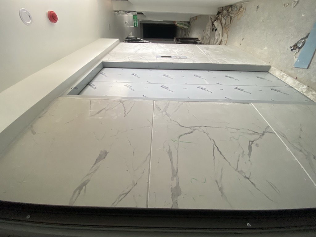 Bán nhà Hoàng Mai - diện tích 76.6m2 6 tầng - Thang máy, kinh doanh ô tô - giá 13,9 tỷ