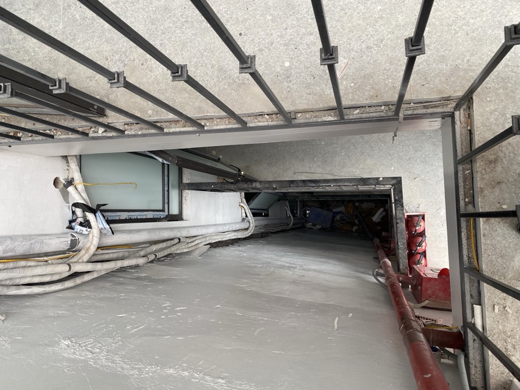 Bán nhà Hoàng Mai - diện tích 76.6m2 6 tầng - Thang máy, kinh doanh ô tô - giá 13,9 tỷ