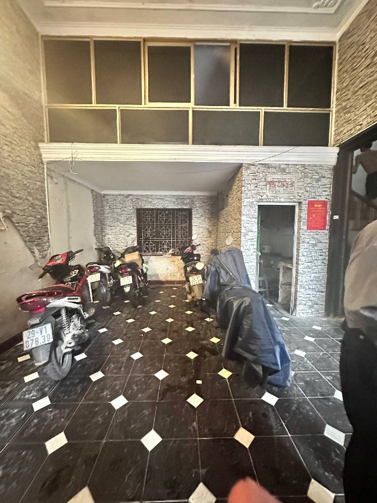 Bán nhà Tây Sơn - diện tích 42,2m2 5 tầng - Lô góc 3 thoáng - giá 17 tỷ