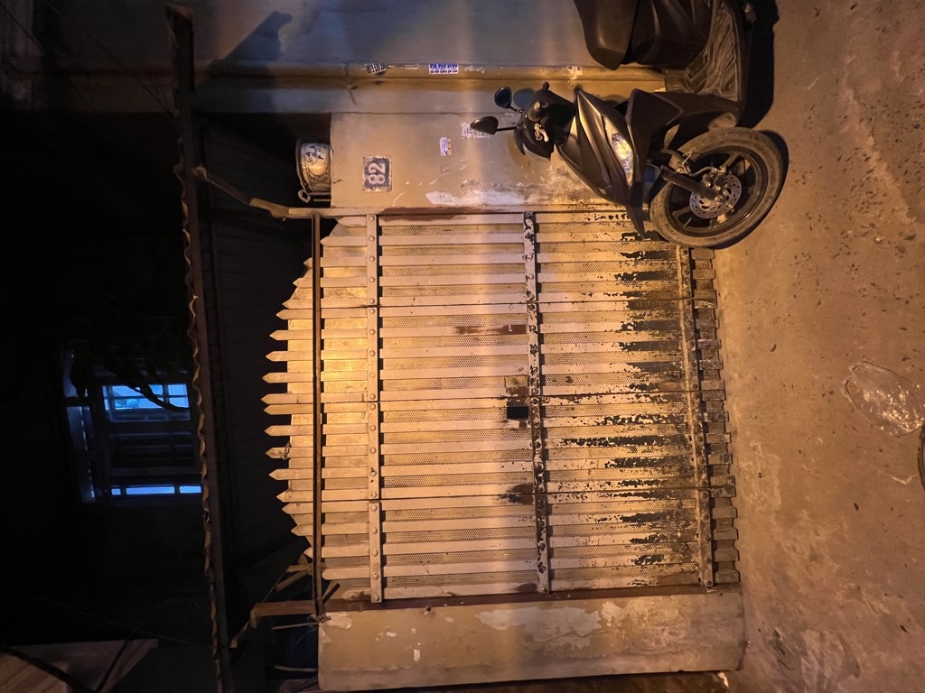 Bán nhà Trần Khát Chân - diện tích 51m2 2 tầng - Nhà thuộc trung tâm HBT, giao thông rất thuận tiện - giá 7,9 tỷ