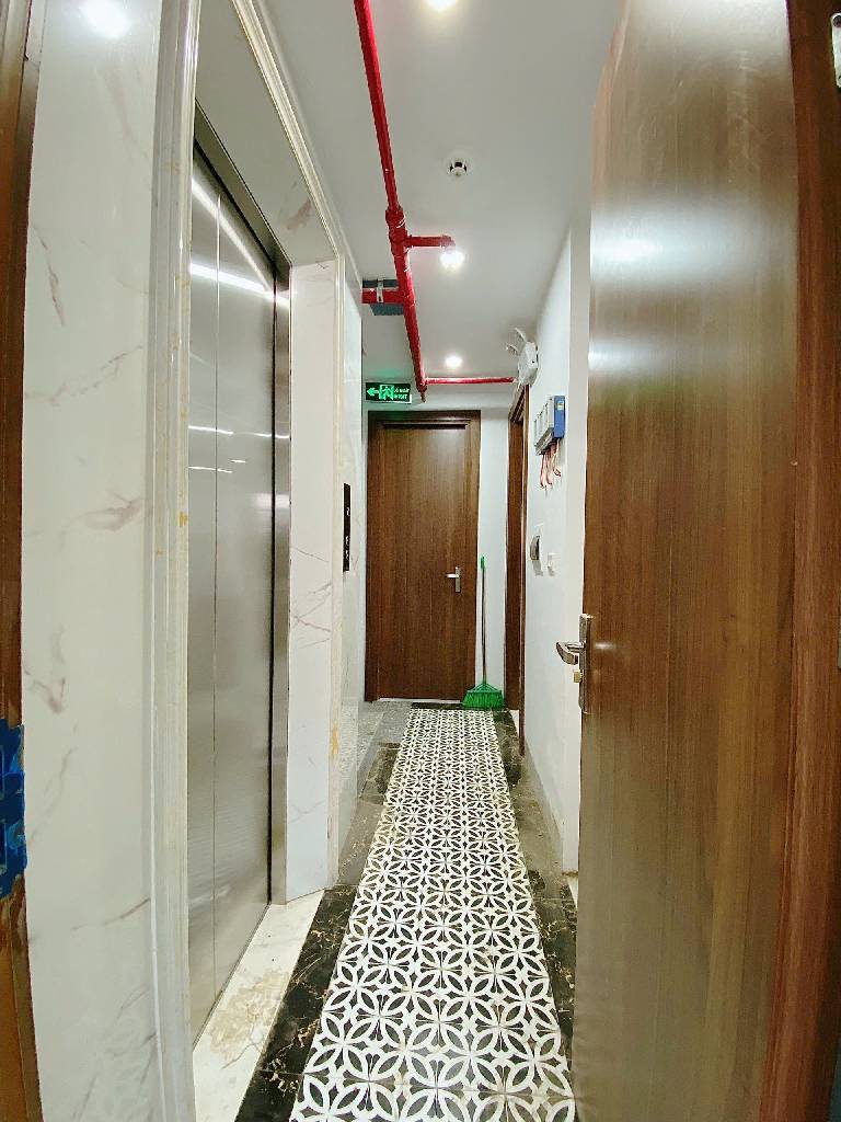 Bán nhà Trương Định - diện tích 59.3m2 7 tầng - Thang máy - giá 13,5 tỷ