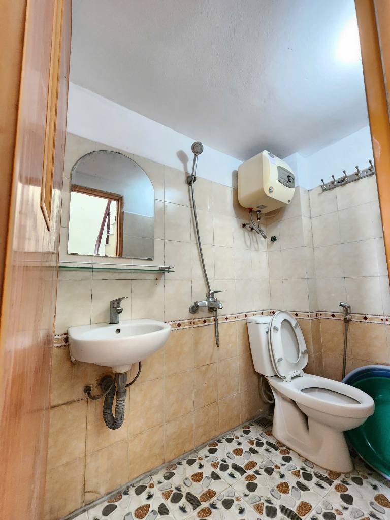 Bán nhà Tân Mai - Trương Định - Kim Đồng - 25m2 4,5 tầng - ô tô cách 7m, nhỉnh 5 tỷ