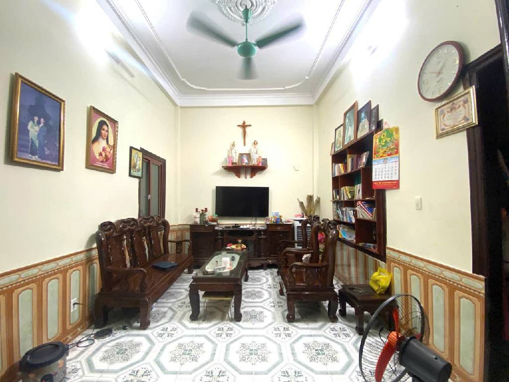 Bán nhà Hào Nam - diện tích 54m2 5 tầng - nhà đẹp hiếm có - giá 13,5 tỷ