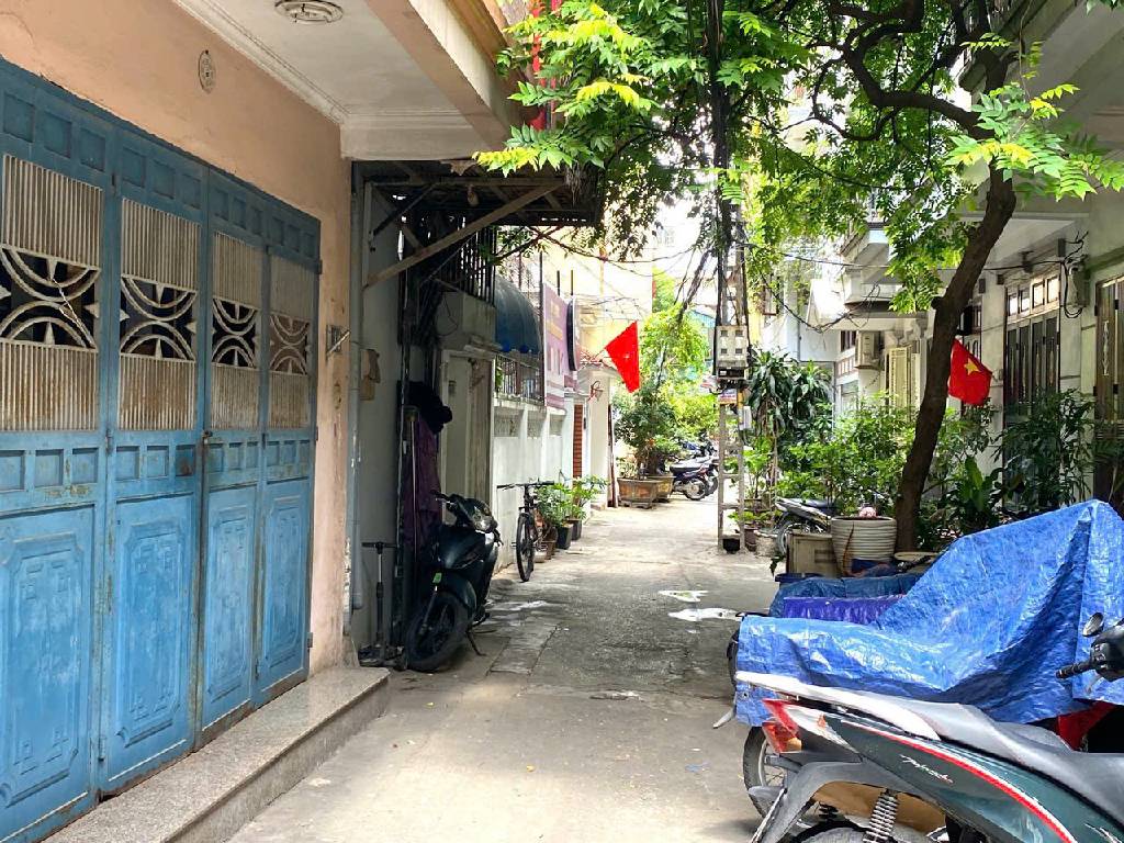 Bán nhà Hào Nam - diện tích 54m2 5 tầng - nhà đẹp hiếm có - giá 13,5 tỷ