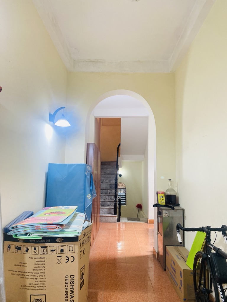 Bán nhà Kim Ngưu - diện tích 85m2 3 tầng - Mặt ngõ thông kinh doanh - giá 15,5 tỷ