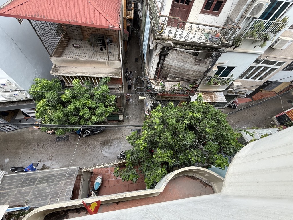 Bán nhà Kim Ngưu - diện tích 85m2 3 tầng - Mặt ngõ thông kinh doanh - giá 15,5 tỷ