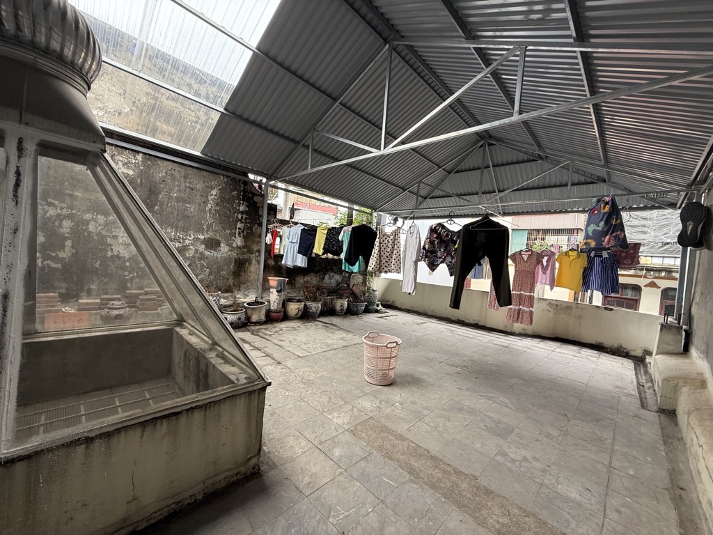 Bán nhà Kim Ngưu - diện tích 85m2 3 tầng - Mặt ngõ thông kinh doanh - giá 15,5 tỷ