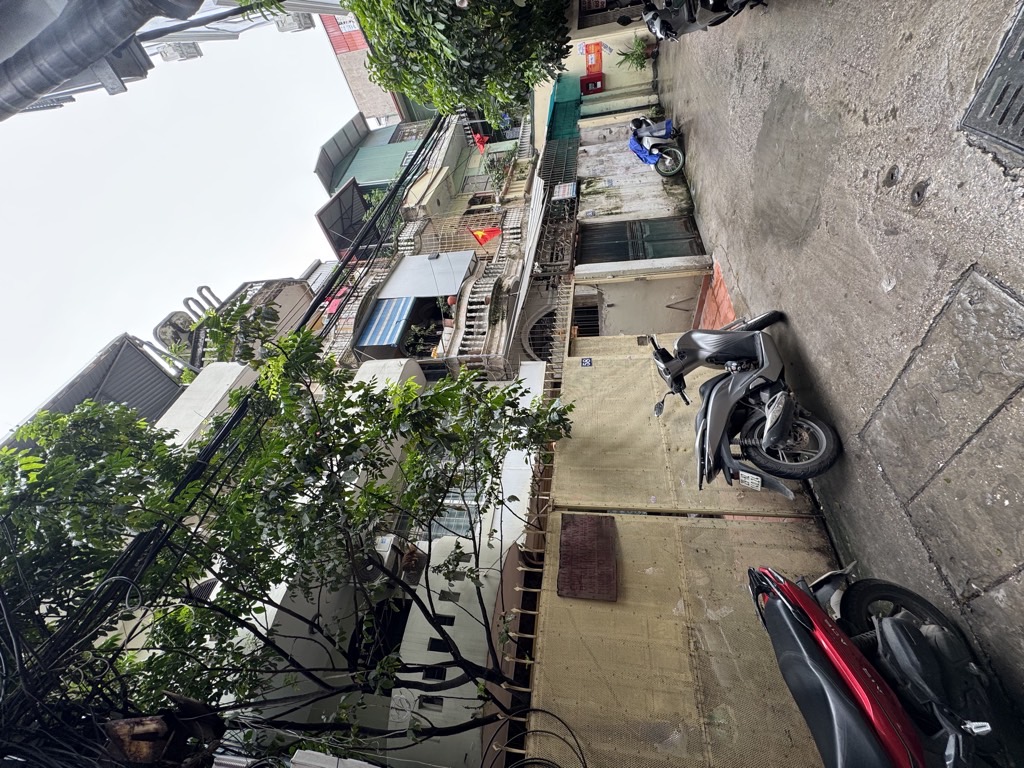 Bán nhà Kim Ngưu - diện tích 85m2 3 tầng - Mặt ngõ thông kinh doanh - giá 15,5 tỷ