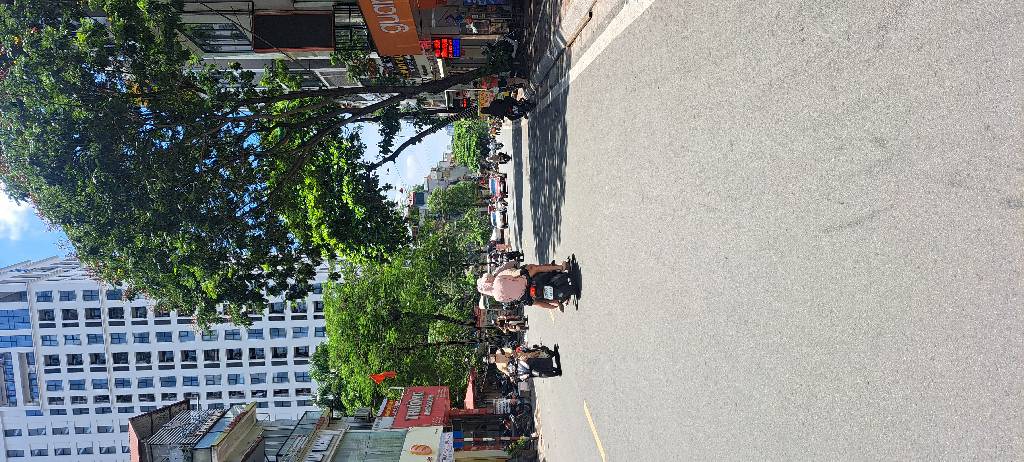 Bán nhà Thái Thịnh - diện tích 43.4m2 3 tầng - Mặt phố VIP - giá 23,2 tỷ