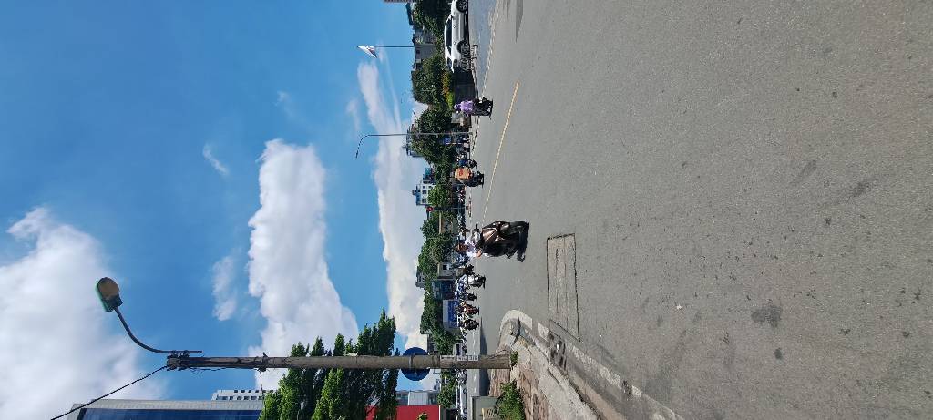 Bán nhà Thái Thịnh - diện tích 43.4m2 3 tầng - Mặt phố VIP - giá 23,2 tỷ