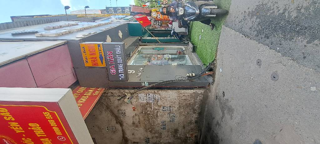 Bán nhà Thái Thịnh - diện tích 43.4m2 3 tầng - Mặt phố VIP - giá 23,2 tỷ