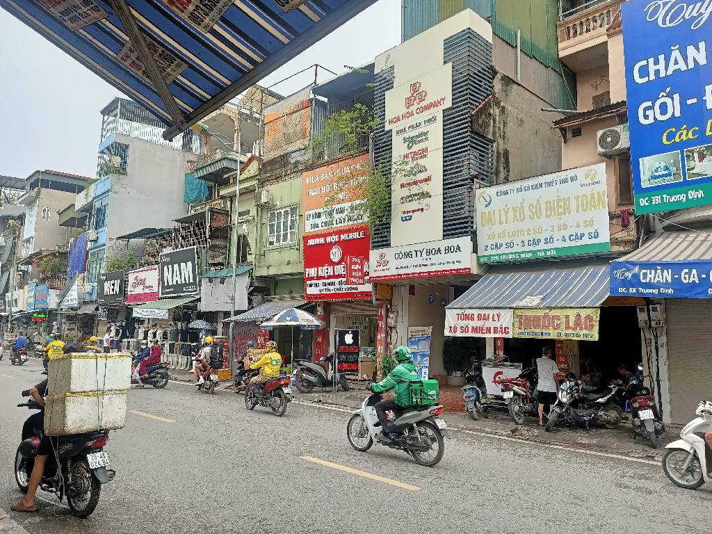 Bán nhà Trương Định - diện tích 59m2 4 tầng - Mặt phố kinh doanh - giá 22,5 tỷ