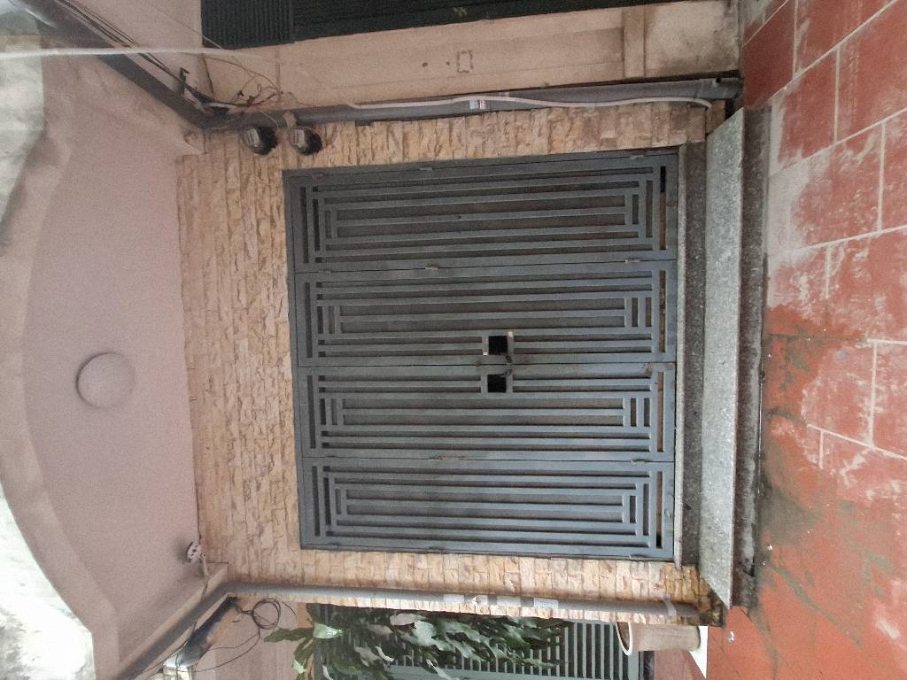 Bán nhà Nguyễn Chí Thanh - diện tích 47m2 2 tầng - Ô tô lùi cửa - giá 16,8 tỷ