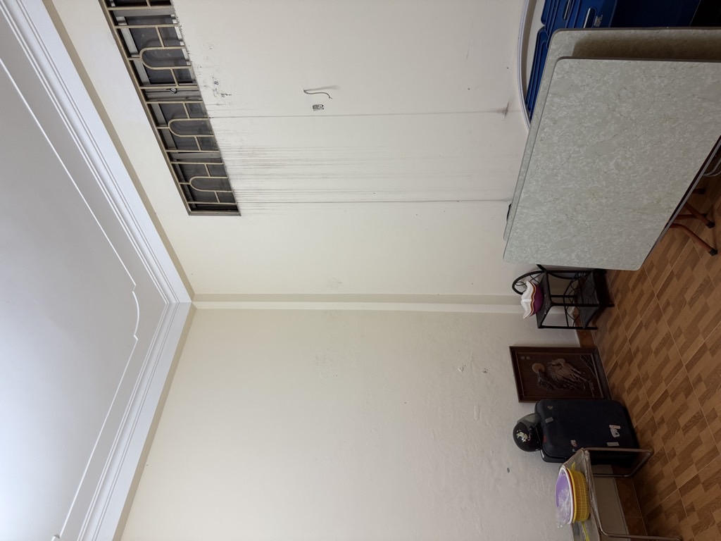 Bán nhà Chùa Láng - diện tích 49.2m2 4 tầng - Ô TÔ 7 CHỖ VÀO NHÀ - giá 14 tỷ