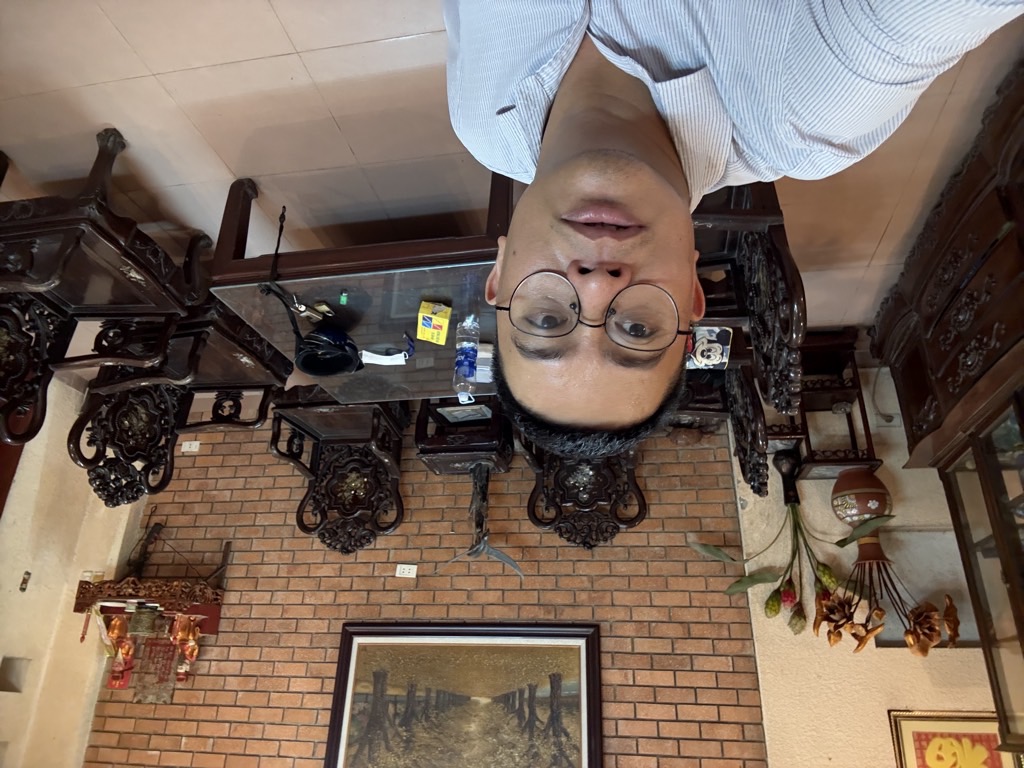 Bán nhà Chùa Láng - diện tích 49.2m2 4 tầng - Ô TÔ 7 CHỖ VÀO NHÀ - giá 14 tỷ