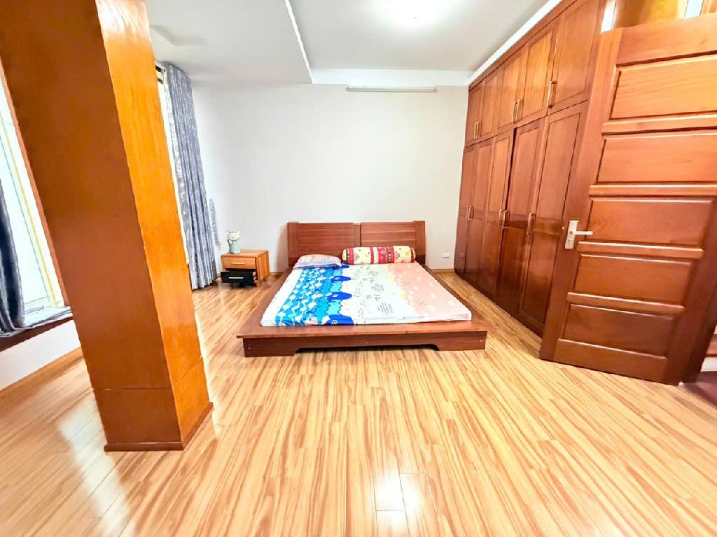 Bán nhà Vũ Trọng Phụng - diện tích 70m2 5 tầng - Lô góc, ô tô vào nhà - giá 23,5 tỷ