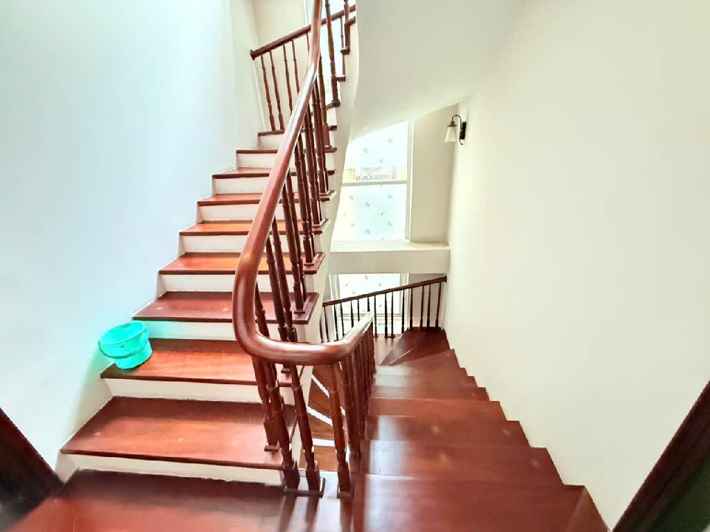 Bán nhà Vũ Trọng Phụng - diện tích 70m2 5 tầng - Lô góc, ô tô vào nhà - giá 23,5 tỷ