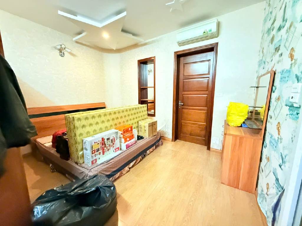 Bán nhà Vũ Trọng Phụng - diện tích 70m2 5 tầng - Lô góc, ô tô vào nhà - giá 23,5 tỷ